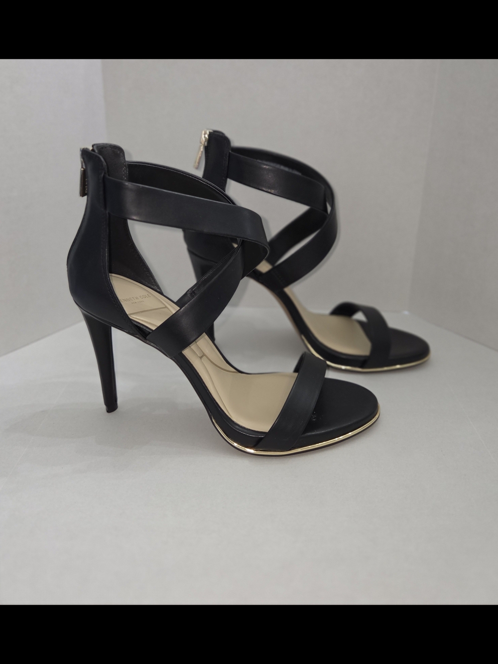 Kenneth Cole Black Stiletto Heel Sandals - Picture 2 of 6